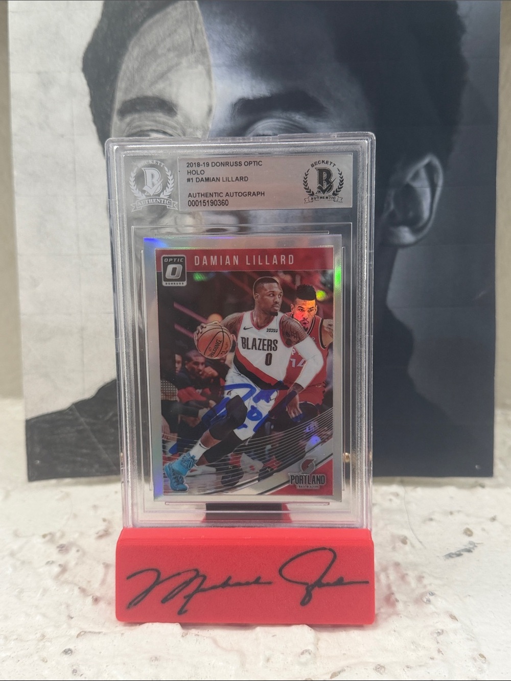 Damian Lillard - 2018-19 Donruss Optic Holo #1 - Beckett Authentic Autograph